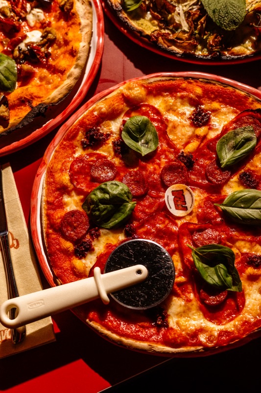 PIZZA SOTTILE FRADIAVOLO: LA SCROCCHIARELLA IN STILE ROMANO